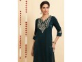 suits-for-women-elegant-and-professional-attire-for-every-occasion-small-1