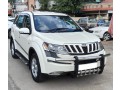 xuv500-w8-2013-model-white-colour-small-1