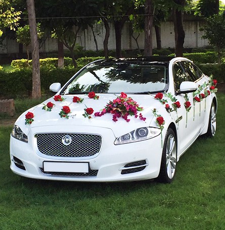 luxury-car-on-rent-for-wedding-big-0