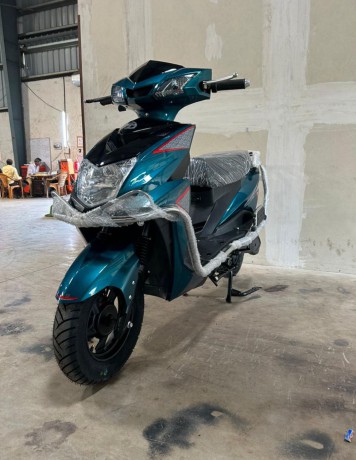 electric-scooter-sales-and-service-big-0