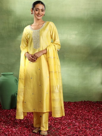 buy-stylish-kurta-sets-for-women-online-libas-big-0